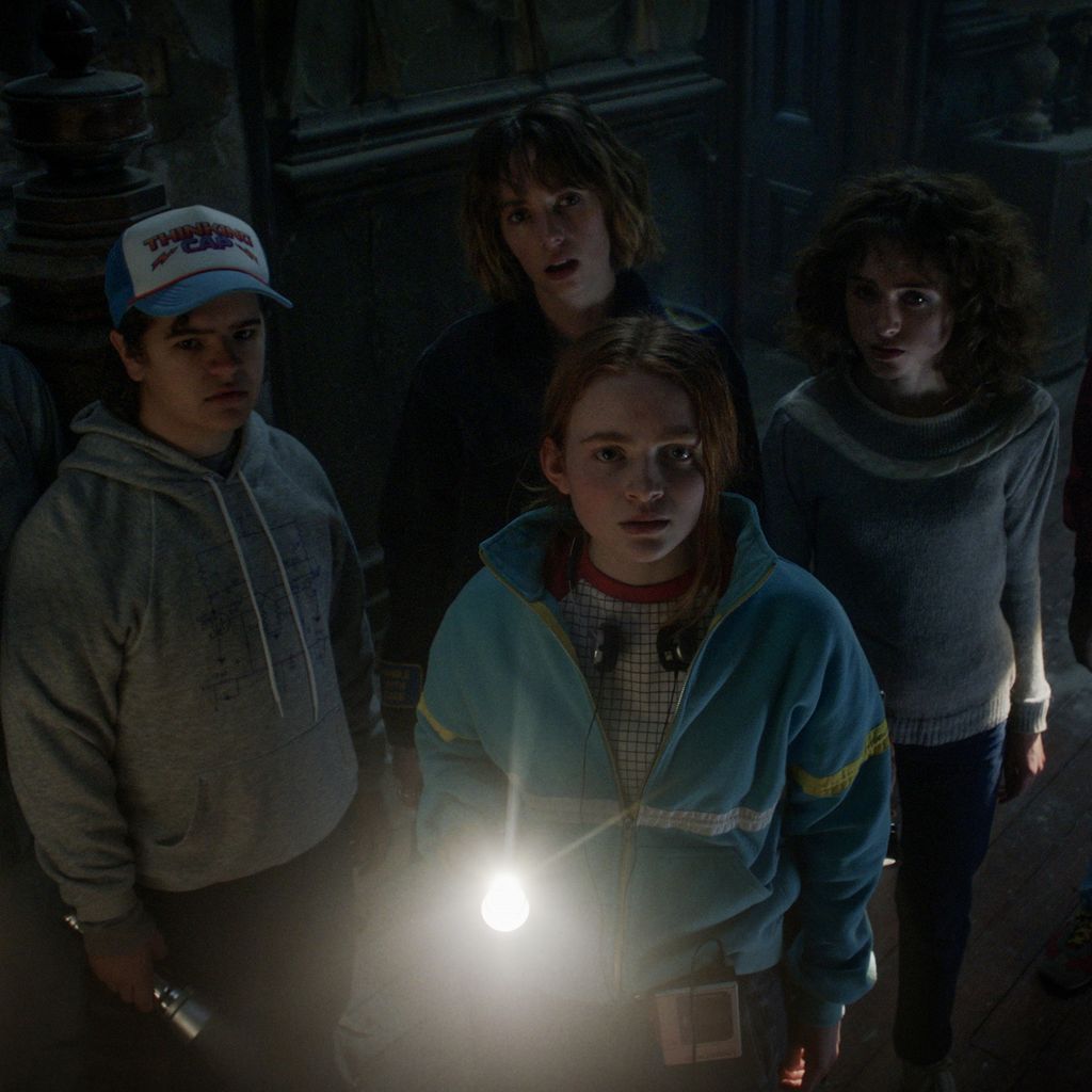 Joe Keery, Gaten Matarazzo, Sadie Sink, Maya Hawke, Natalia Dyer und Caleb McLaughlin