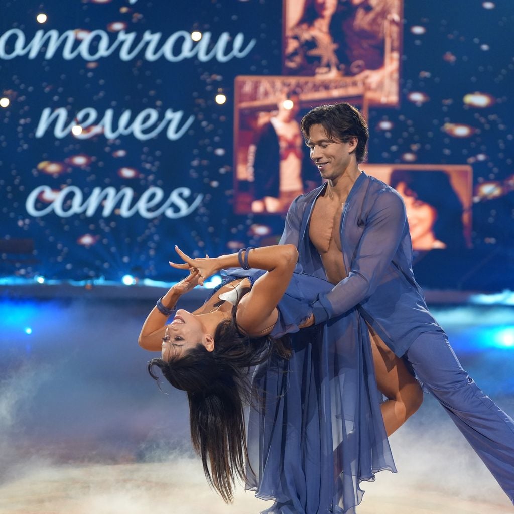 Joel Mattli und Malika Dzumaev in Show neun von "Let's Dance" 2026