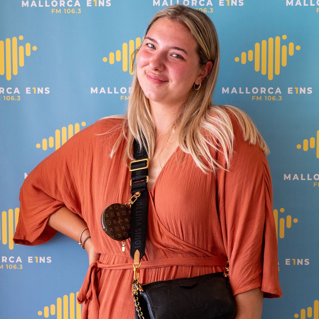 Joelina Karabas, Influencerin