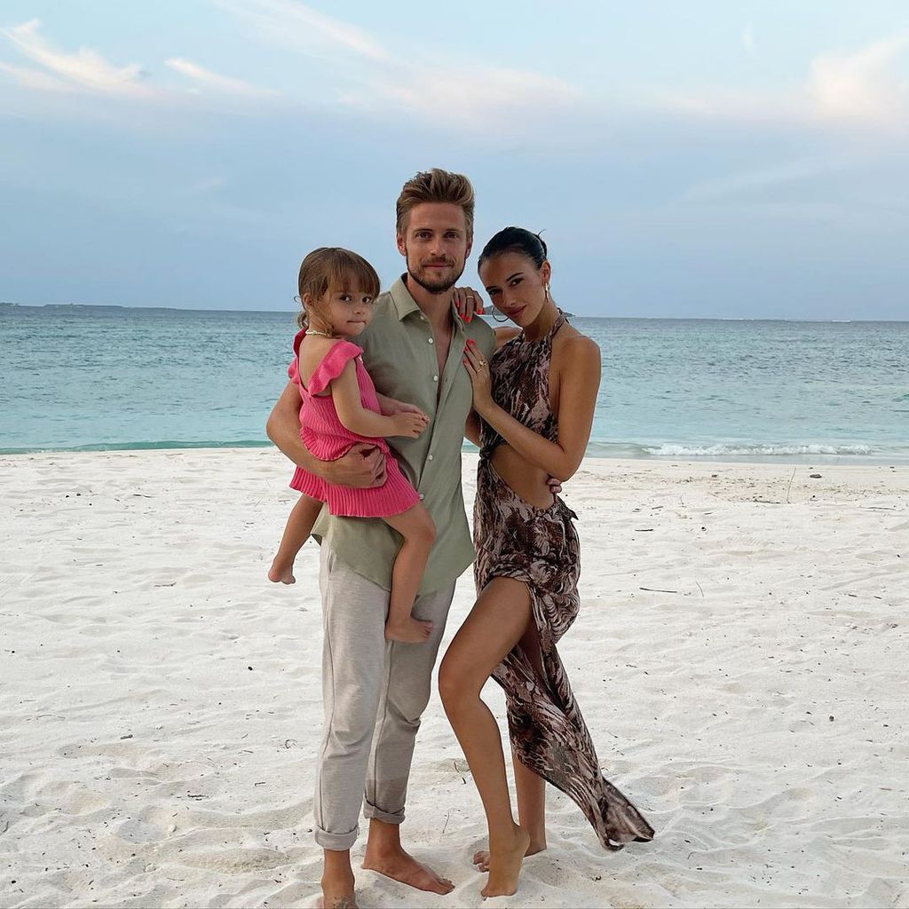 Jörn und Hanna Schlönvoigt mit ihrer Tochter Delia