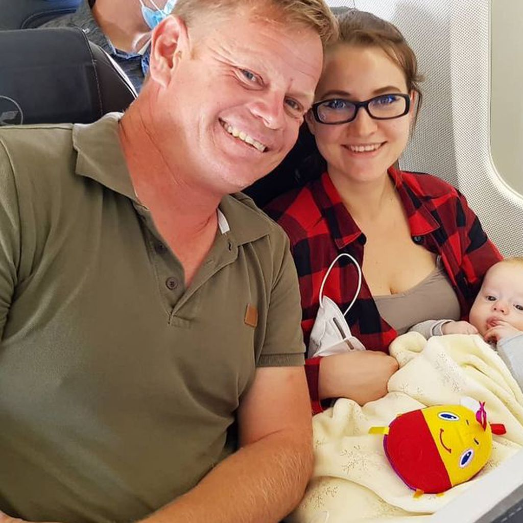 Bauer Jörn und Oliwia mit ihrem Sohn Bruno