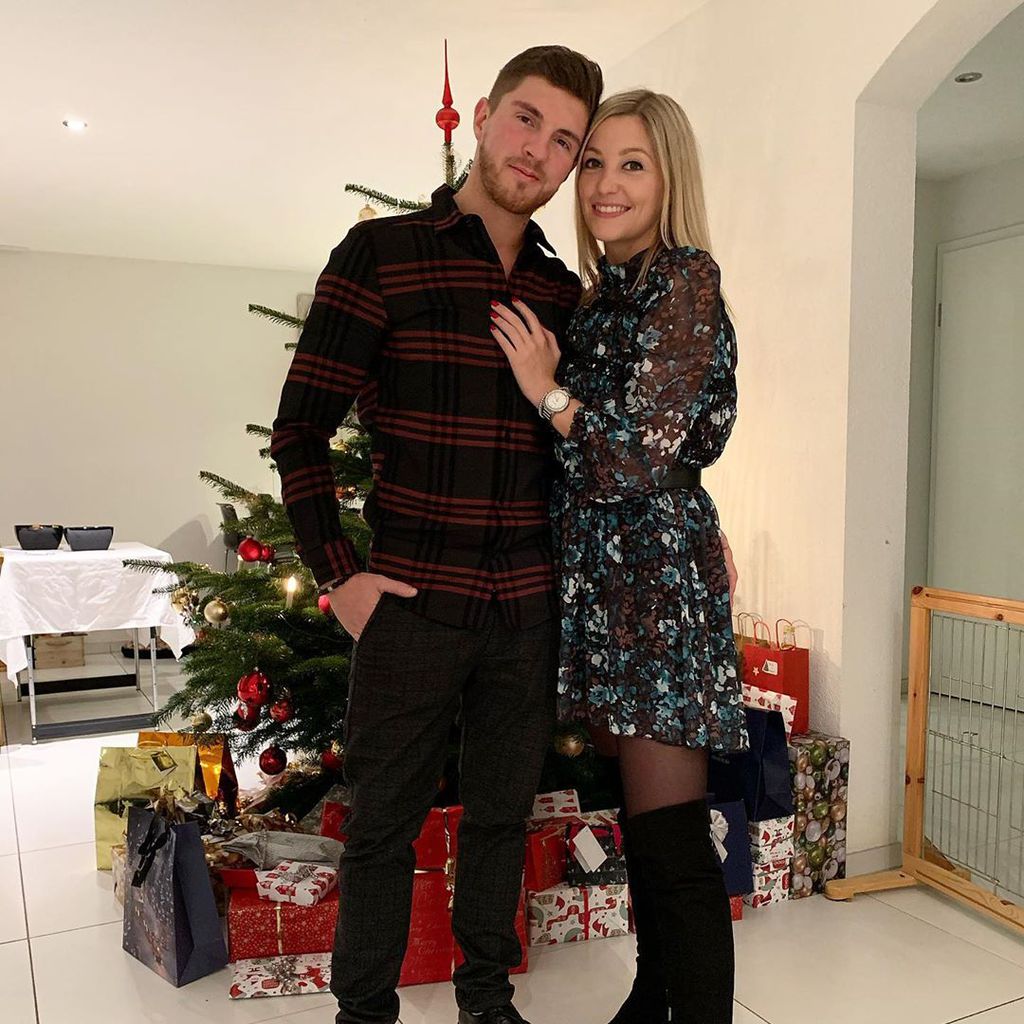 Joey Heindle und seine Freundin Ramona an Weihnachten 2019