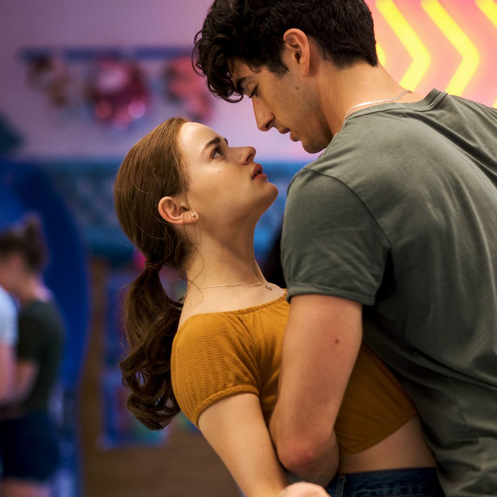 Joey King und Taylor Zakhar Perez in "The Kissing Booth 2"