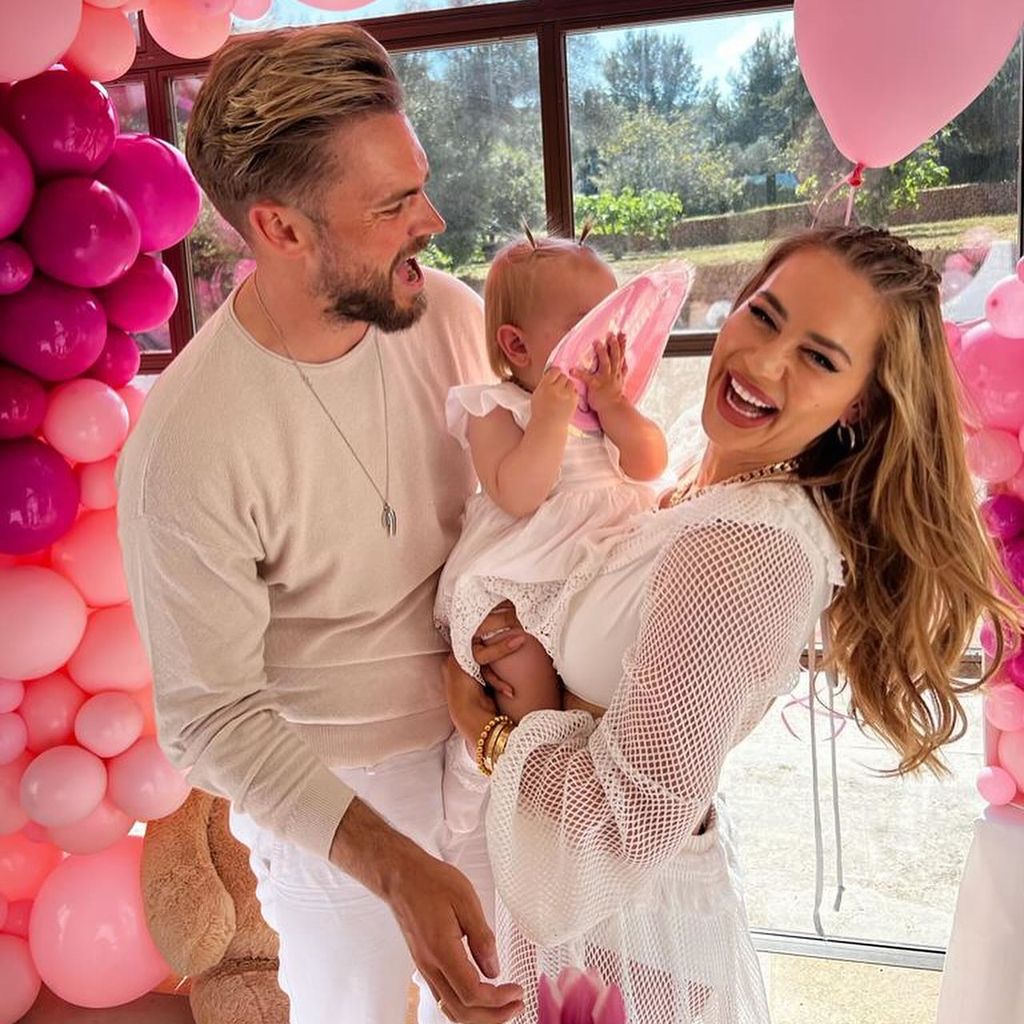 Johannes Haller und Jessica mit ihrer Tochter Hailey
