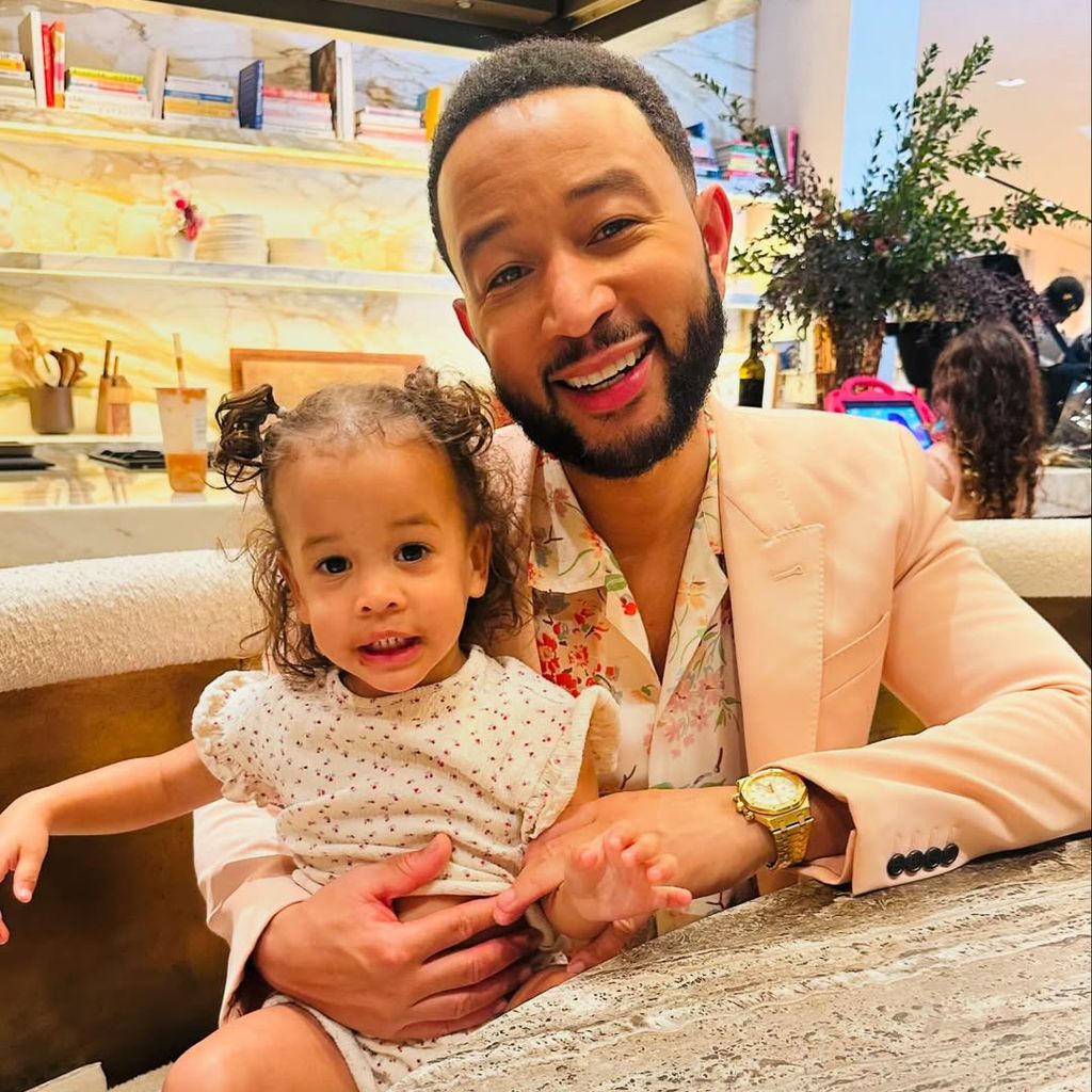 John Legend mit Tochter Esti