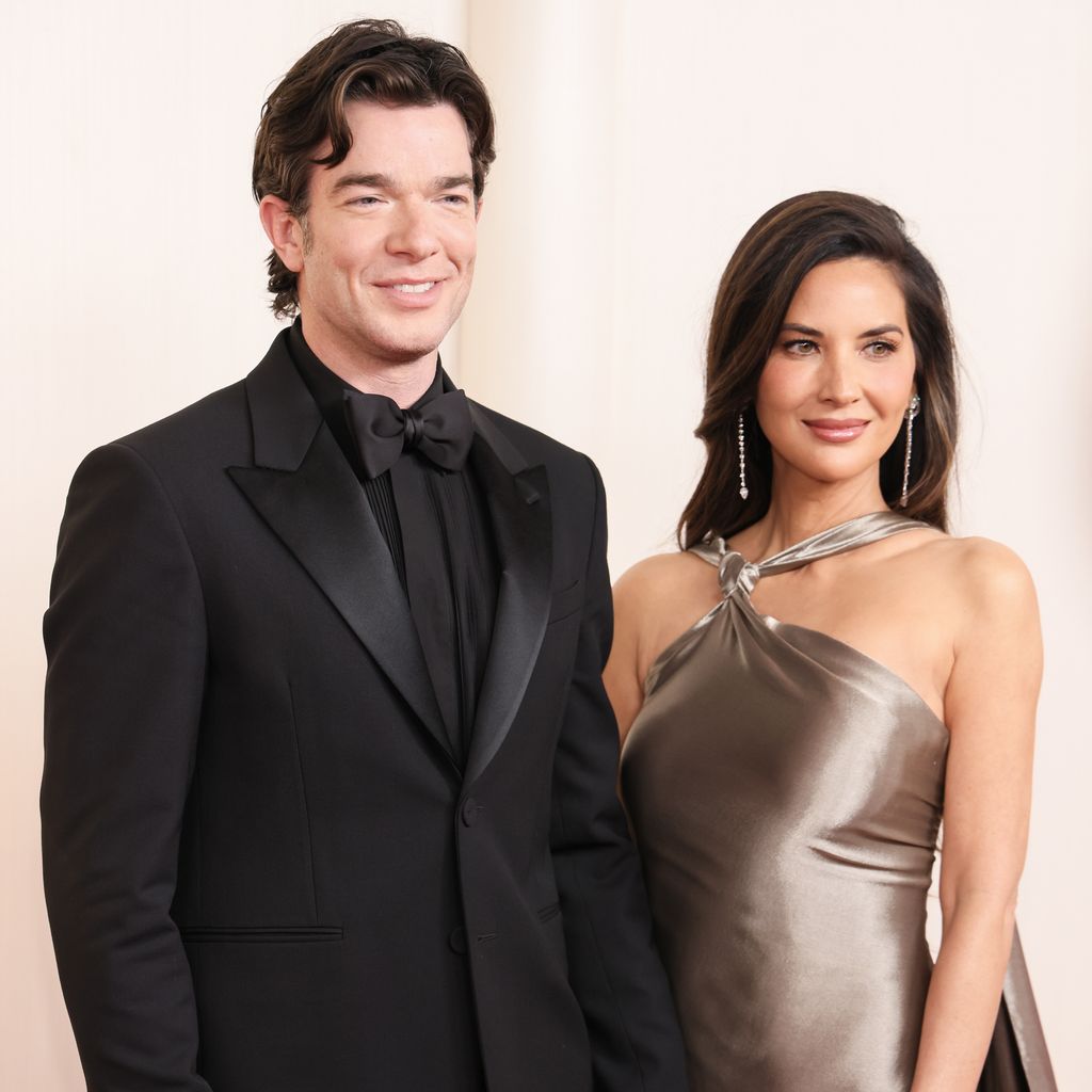 John Mulaney und Olivia Munn bei den Oscars 2024