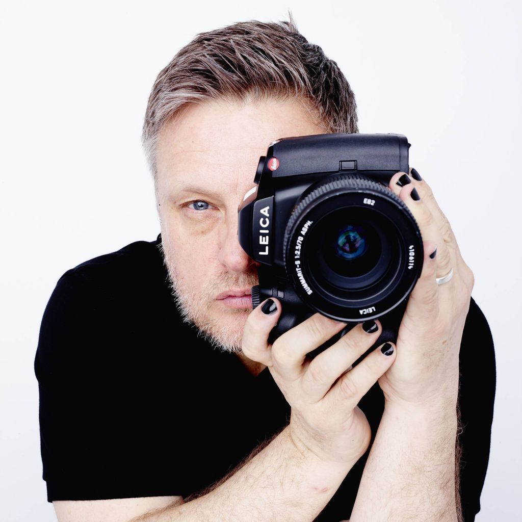 John Rankin wirbt im Studio in London für Essie Nagellack