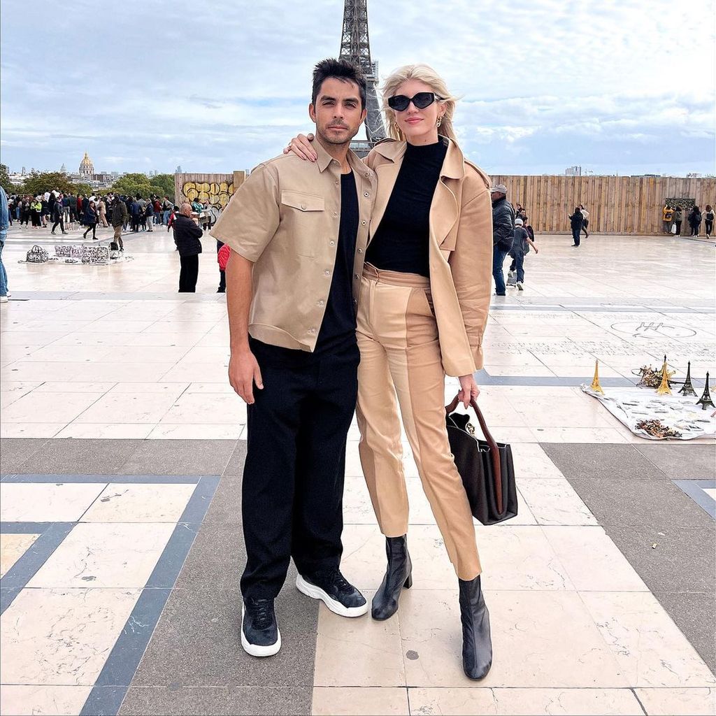 Johnny Dexter Barbara mit seiner Frau Devon Windsor in Paris