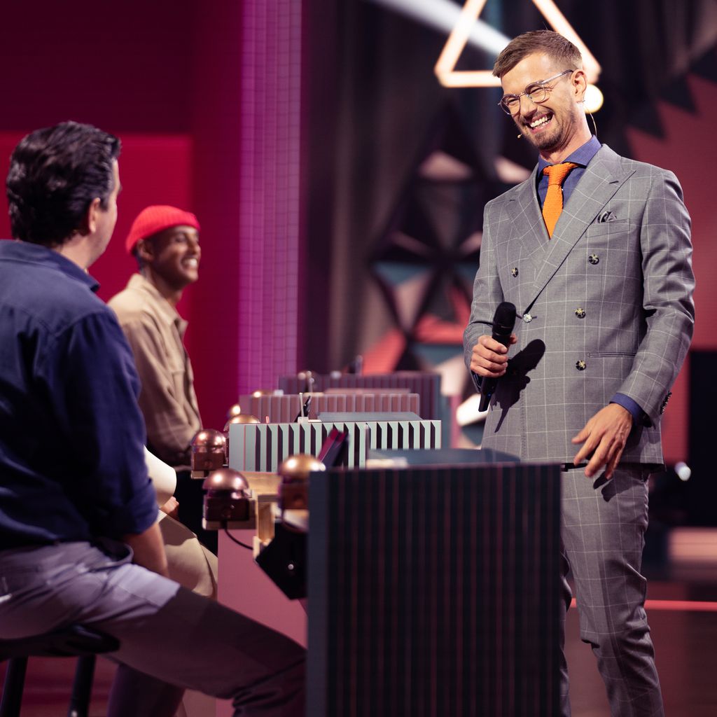 Bastian Pastewka, Teddy Teclebrhan und Joko Winterscheidt bei "Wer stiehlt mir die Show?"