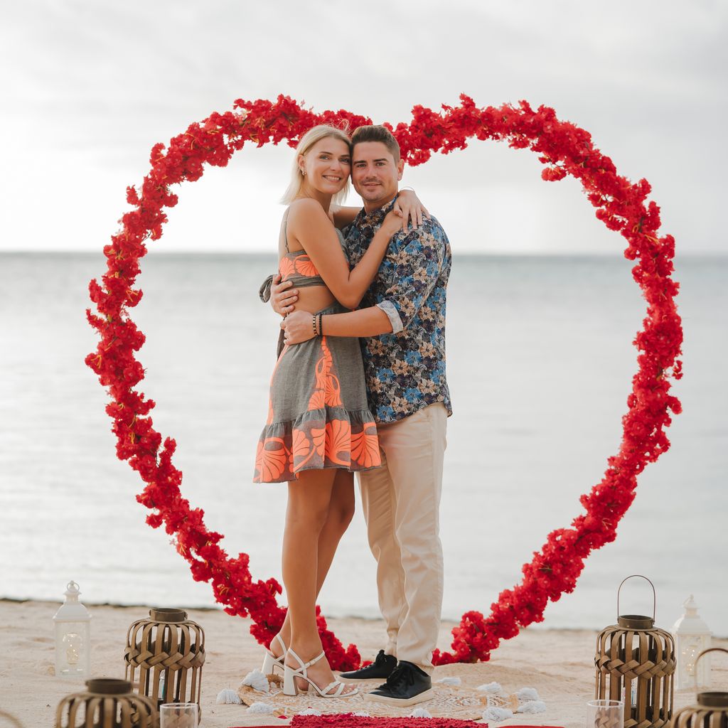 Jolina Fust und Dominik Bruntner bei ihrem Heiratsantrag, Dezember 2025