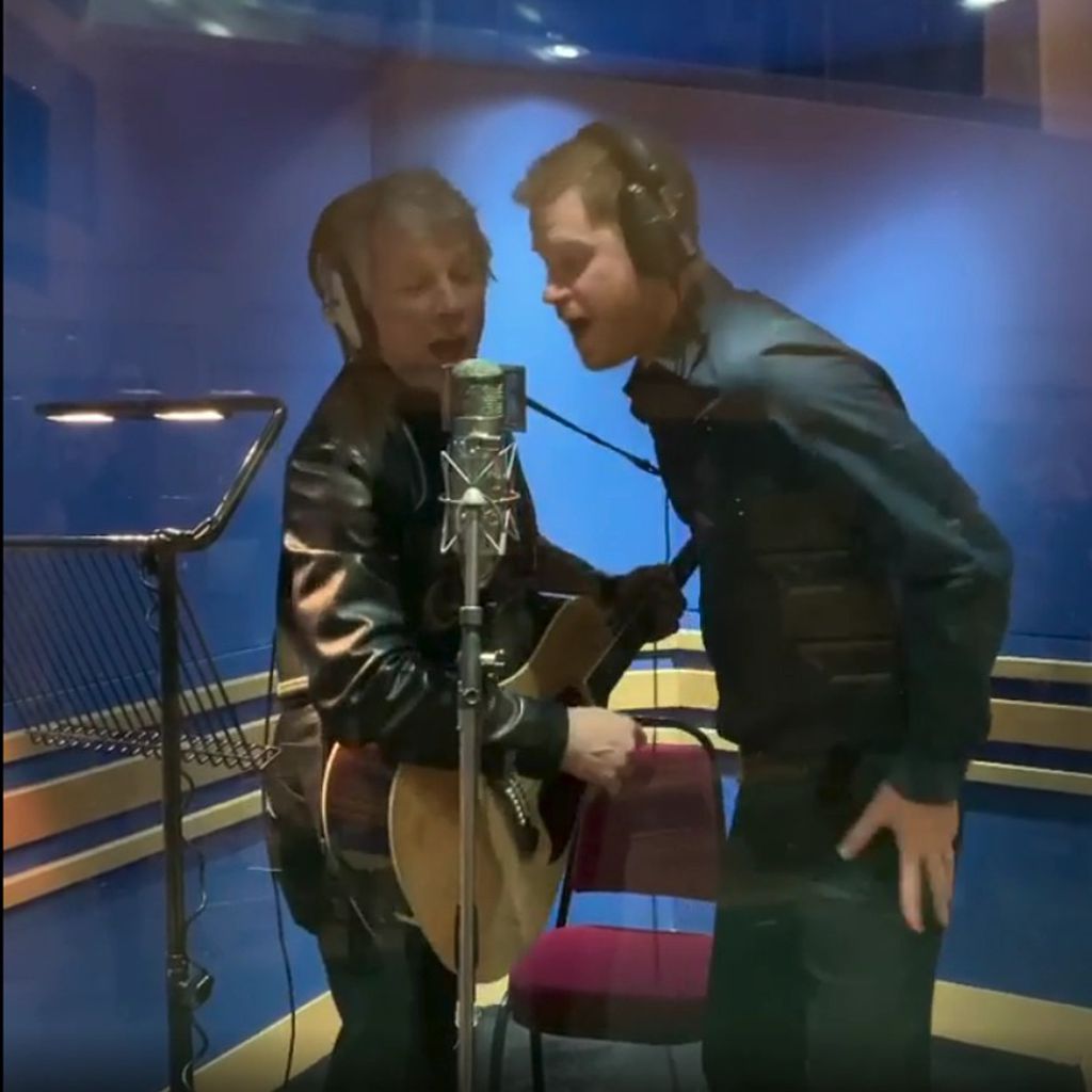 Jon Bon Jovi und Prinz Harry in den Abbey Road Studios in London im Februar 2020