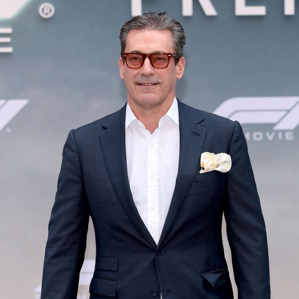 Jon Hamm bei der Weltpremiere von "F1" am Times Square in New York City