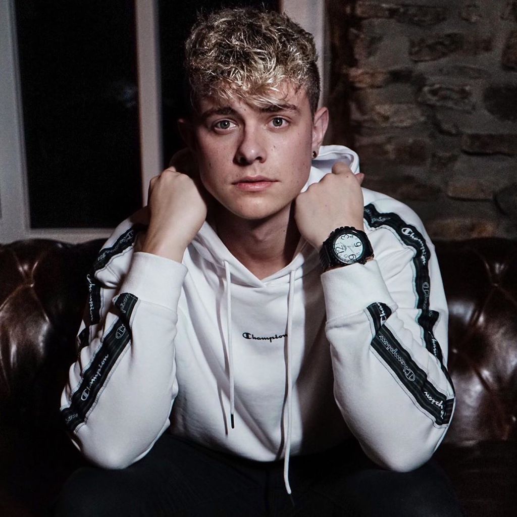 Jonas Ems, Netz-Star