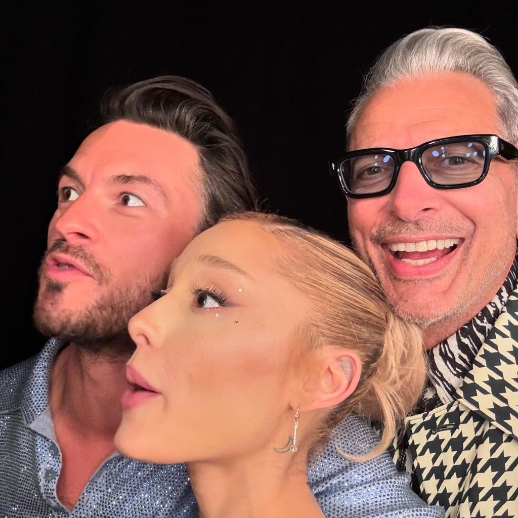 Jonathan Bailey, Ariana Grande und Jeff Goldblum