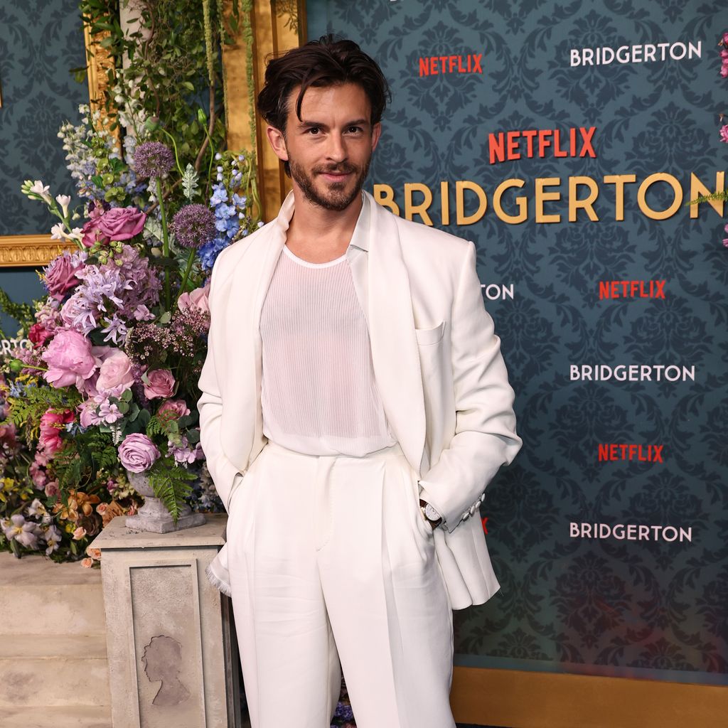 Jonathan Bailey bei der Premiere von "Bridgerton" 2024