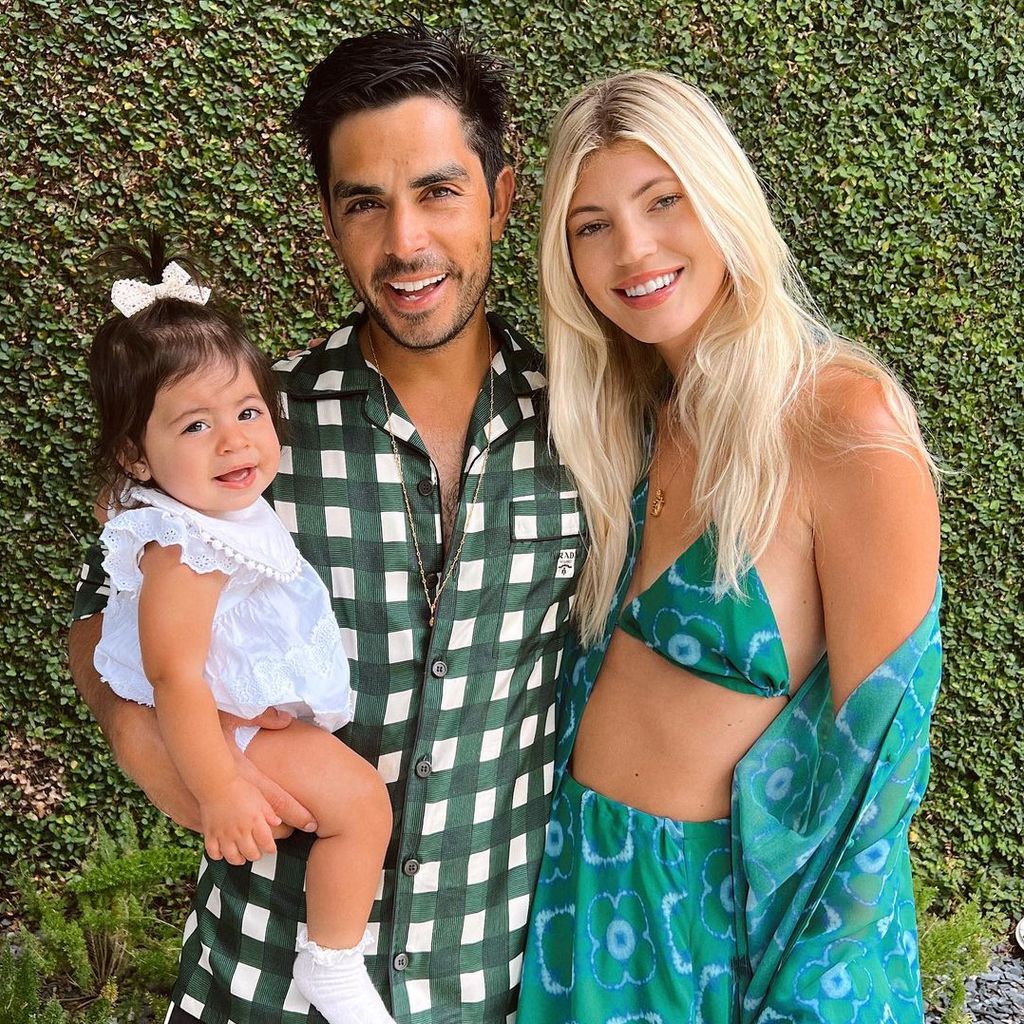 Jonathan Barbara und Devon Windsor mit ihrer Tochter Enzo Elodie