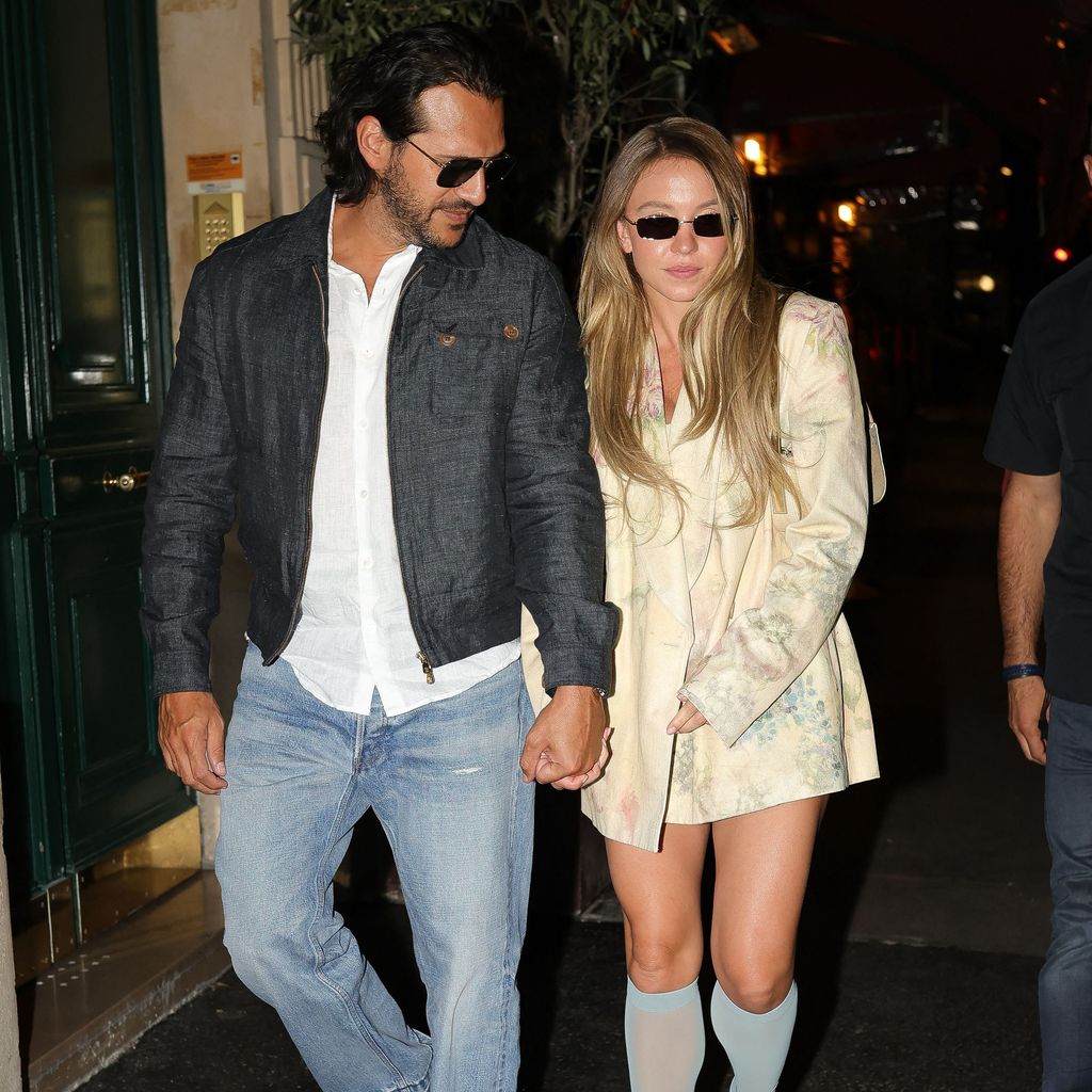 Jonathan Davino und Sydney Sweeney, Juli 2023