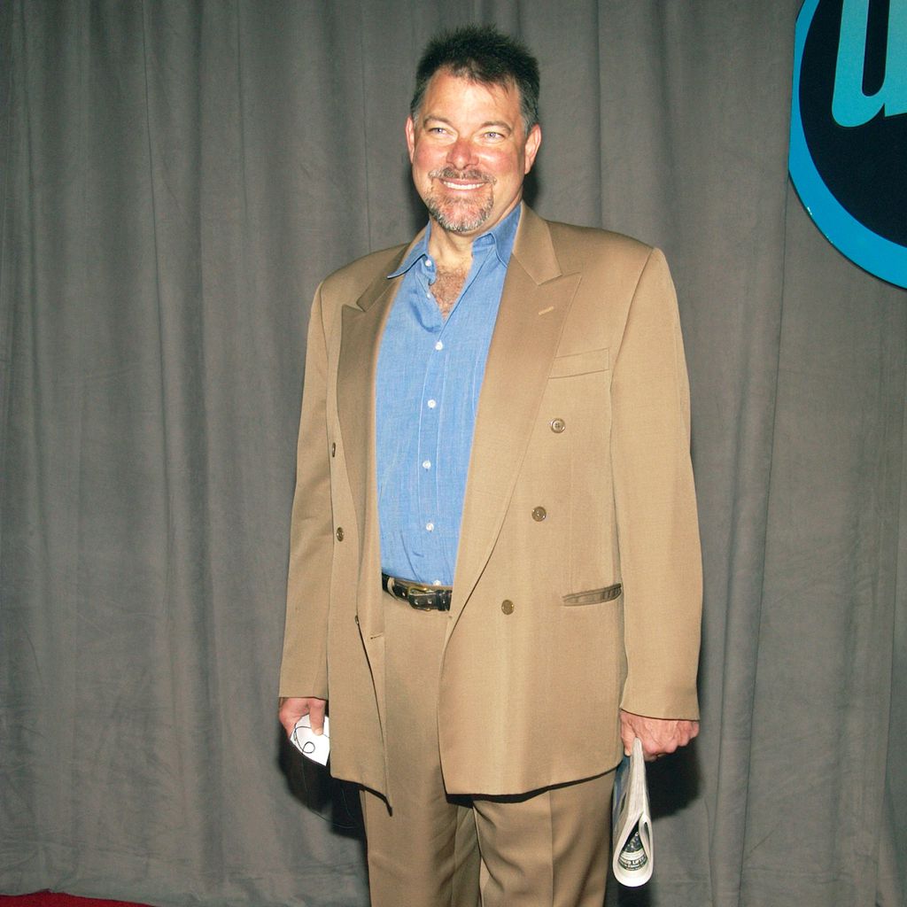 Jonathan Frakes, Moderator