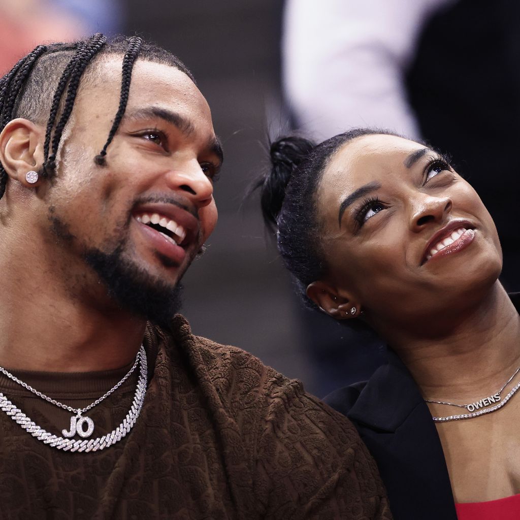 Jonathan Owens und Simone Biles im Januar 2024