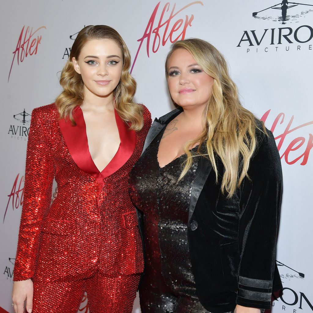 Josephine Langford und Anna Todd bei der "After Passion"-Premiere im April 2019