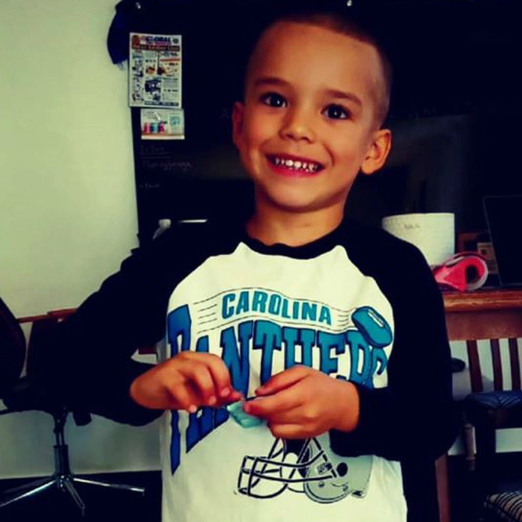 Josey Hollis Dorsey, Naya Riveras Sohn
