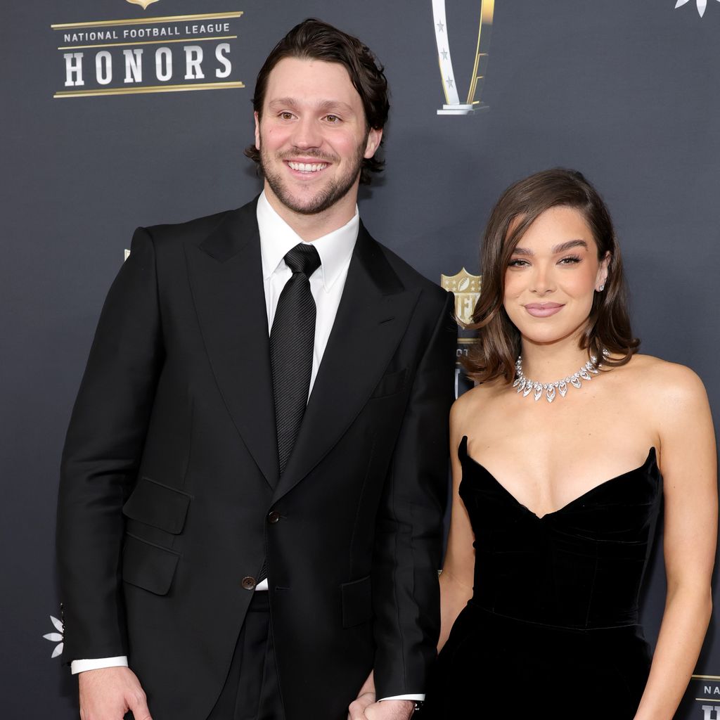 Josh Allen und Hailee Steinfeld, Februar 2025