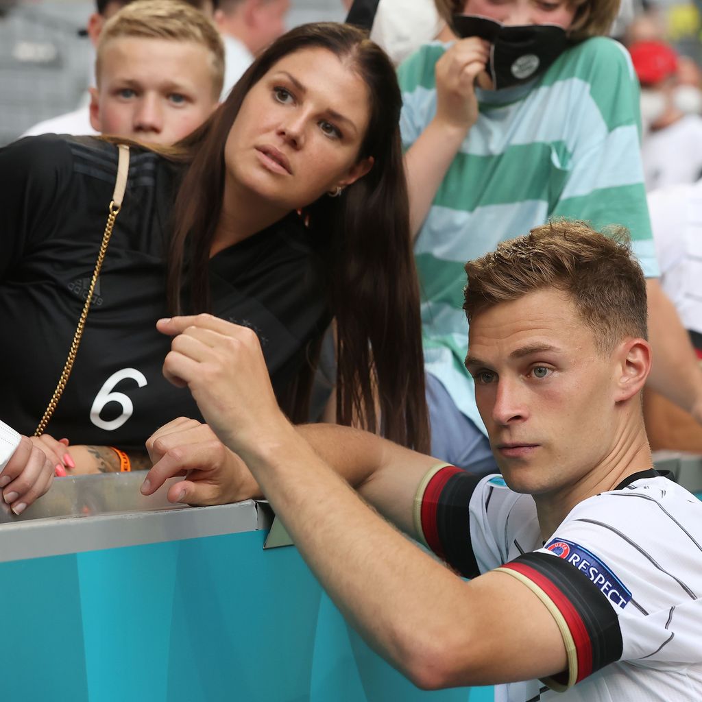 Joshua Kimmich und seine Freundin Lina Meyer bei der EM im Juni 2021