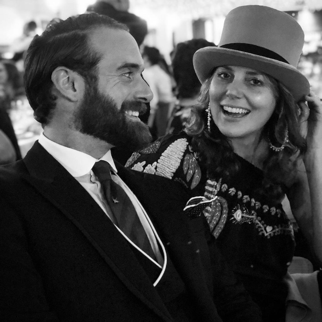 Joshua Sasse mit seiner Ehefrau Louisa Ainsworth