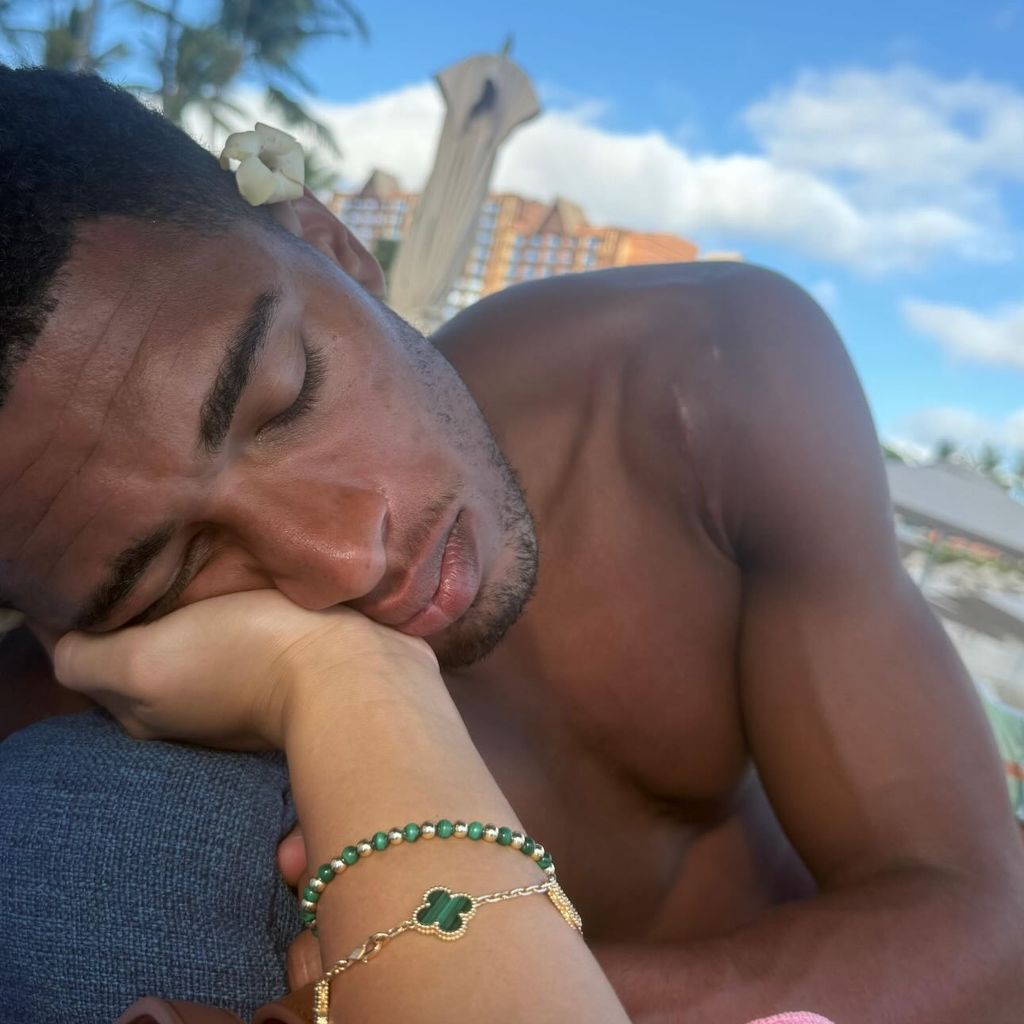 Jude Bellingham im Hawaii-Urlaub mit seiner Freundin Ashlyn