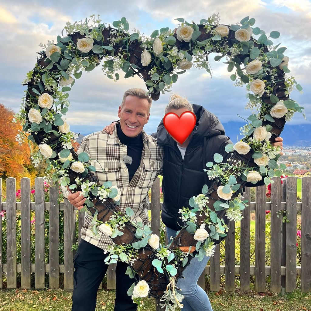 Jürgen Milski und seine Partnerin Marion, November 2025