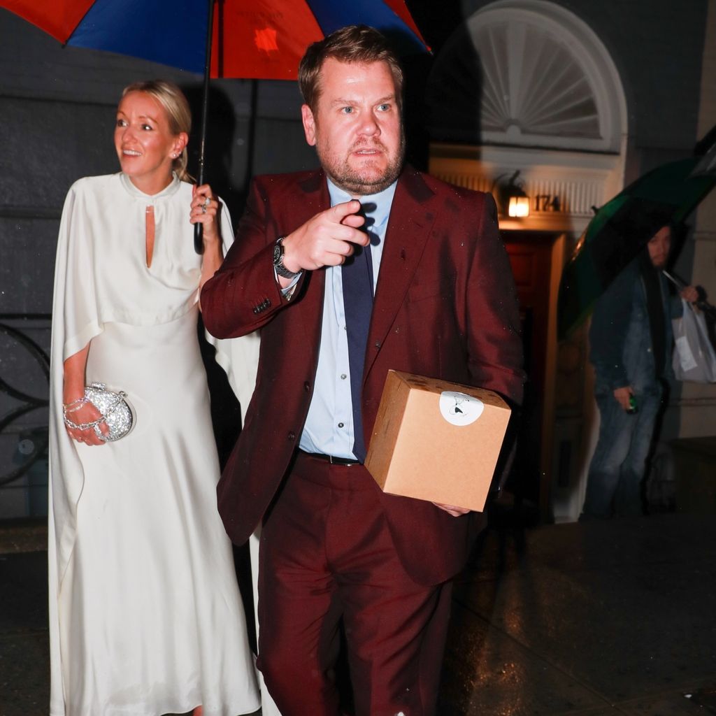 Julia Carey und James Corden im April 2023 in New York City