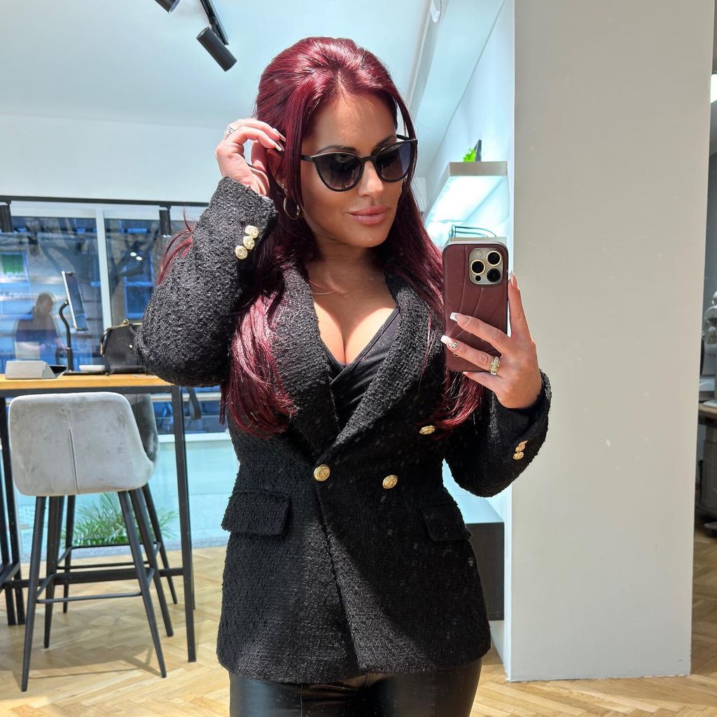 Julia Jasmin Rühle, Erotikmodel