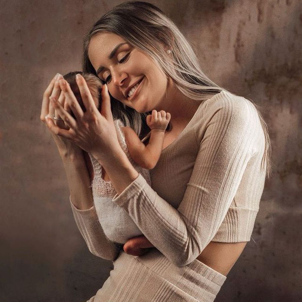 Julia Prokopy mit Tochter Lina