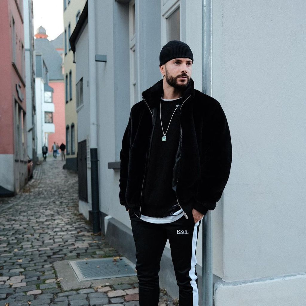 Julian Evangelos, Influencer