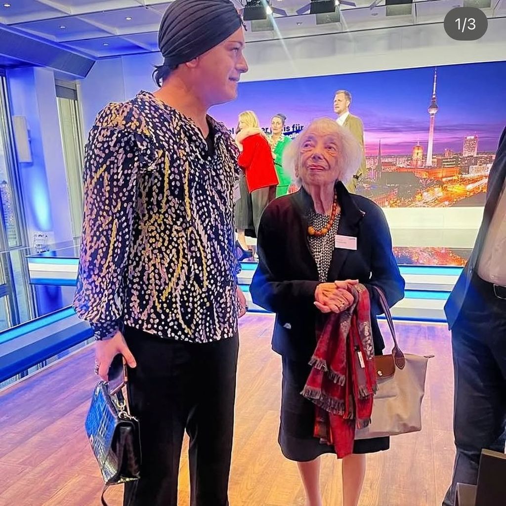Julian F.M. Stoeckel, Realitystar, und Margot Friedländer, Holocaust-Überlebende