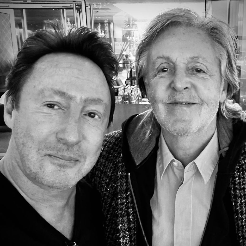 Julian Lennon und Paul McCartney im November 2022