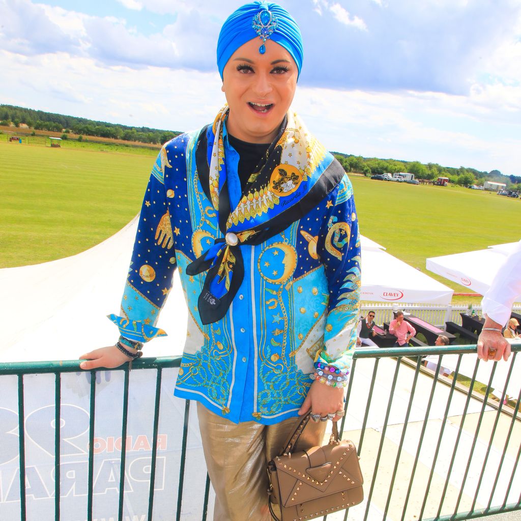 Julian Stoeckel, Entertainer