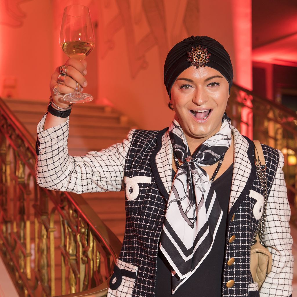 Julian Stoeckel, Entertainer