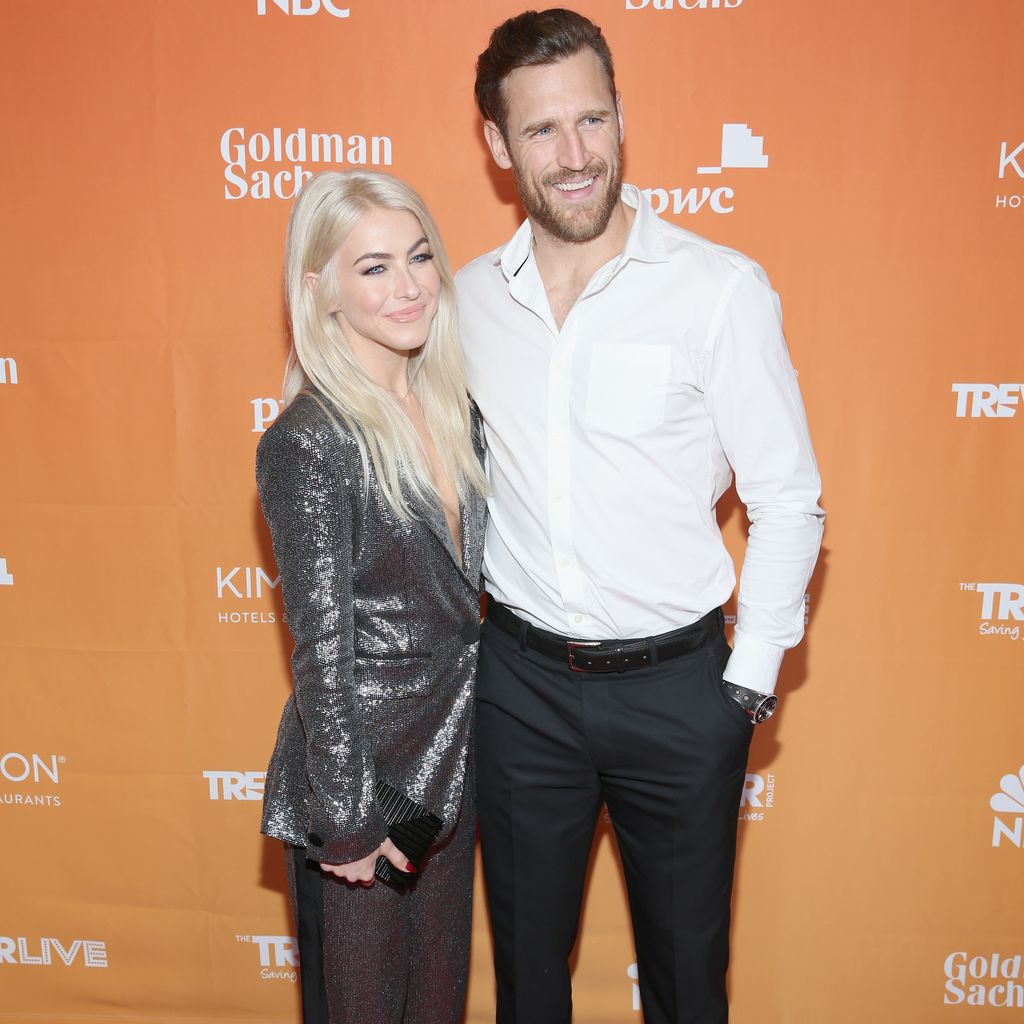 Julianne Hough mit ihrem Ehemann Brooks Laich