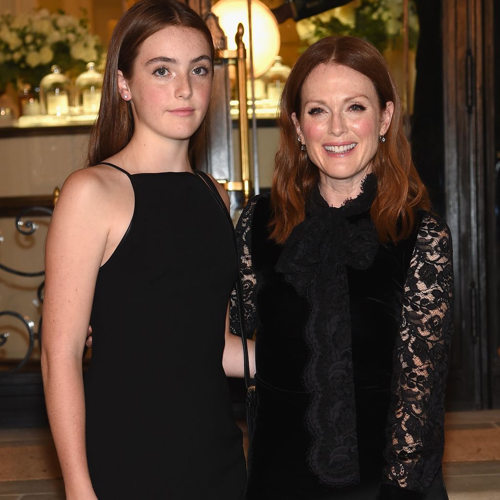 Julianne Moore und ihre Tochter Liv bei der New York Fashion Week