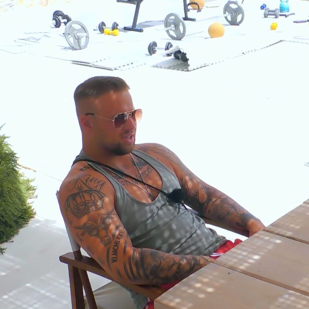 Juliano bei "Temptation Island V.I.P."