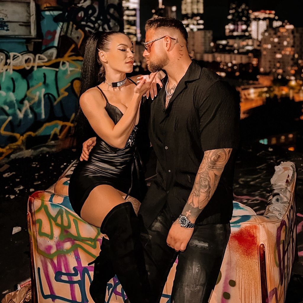 Juliano Fernandez, Reality-TV-Bekanntheit, und seine neue Freundin