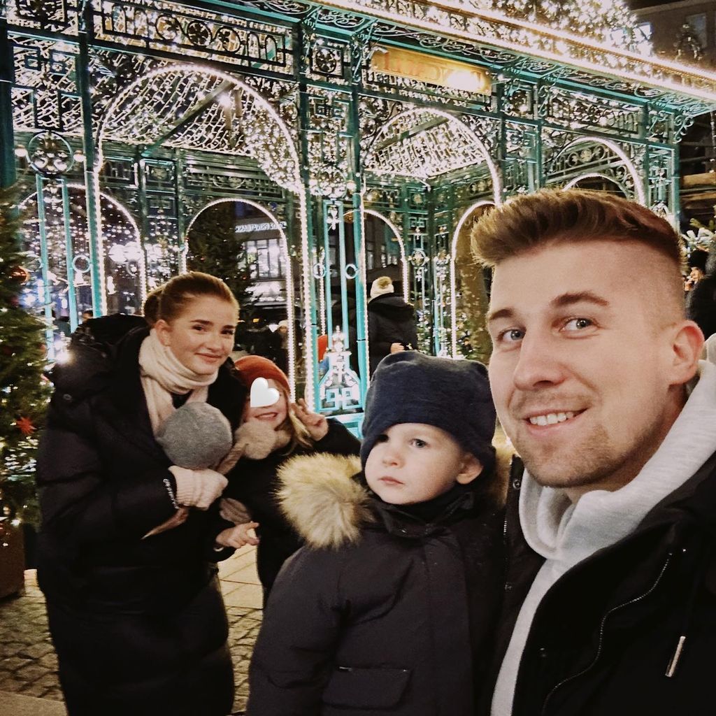 Influencerin Julita mit ihrer Familie