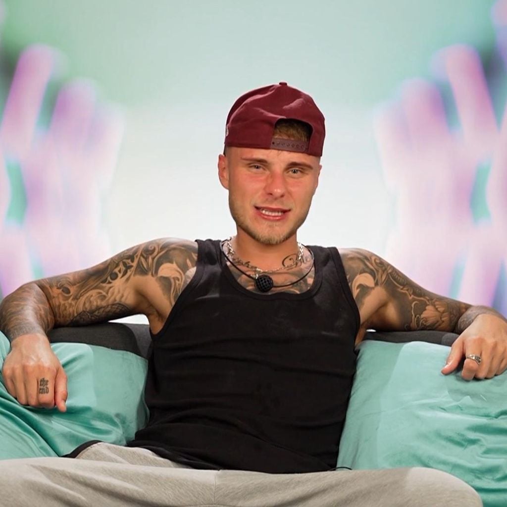 Julius Tkatschenko in "Match My Ex"