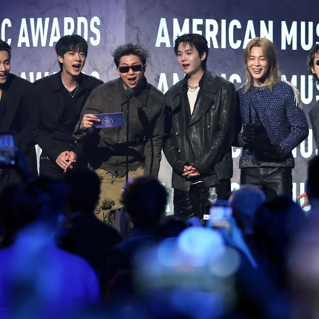 Jungkook, V, Jin, RM, Suga, Jimin und J-Hope von BTS bei den American Music Awards in Las Vegas