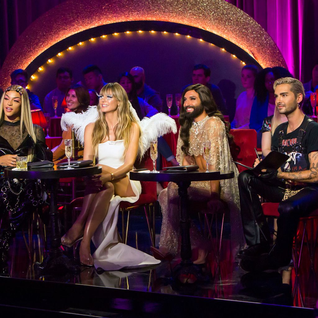 Gastjurorin Pabllo Vittar mit der "Queen of Drags"-Jury: Heidi Klum, Conchita Wurst und Bill Kaulitz