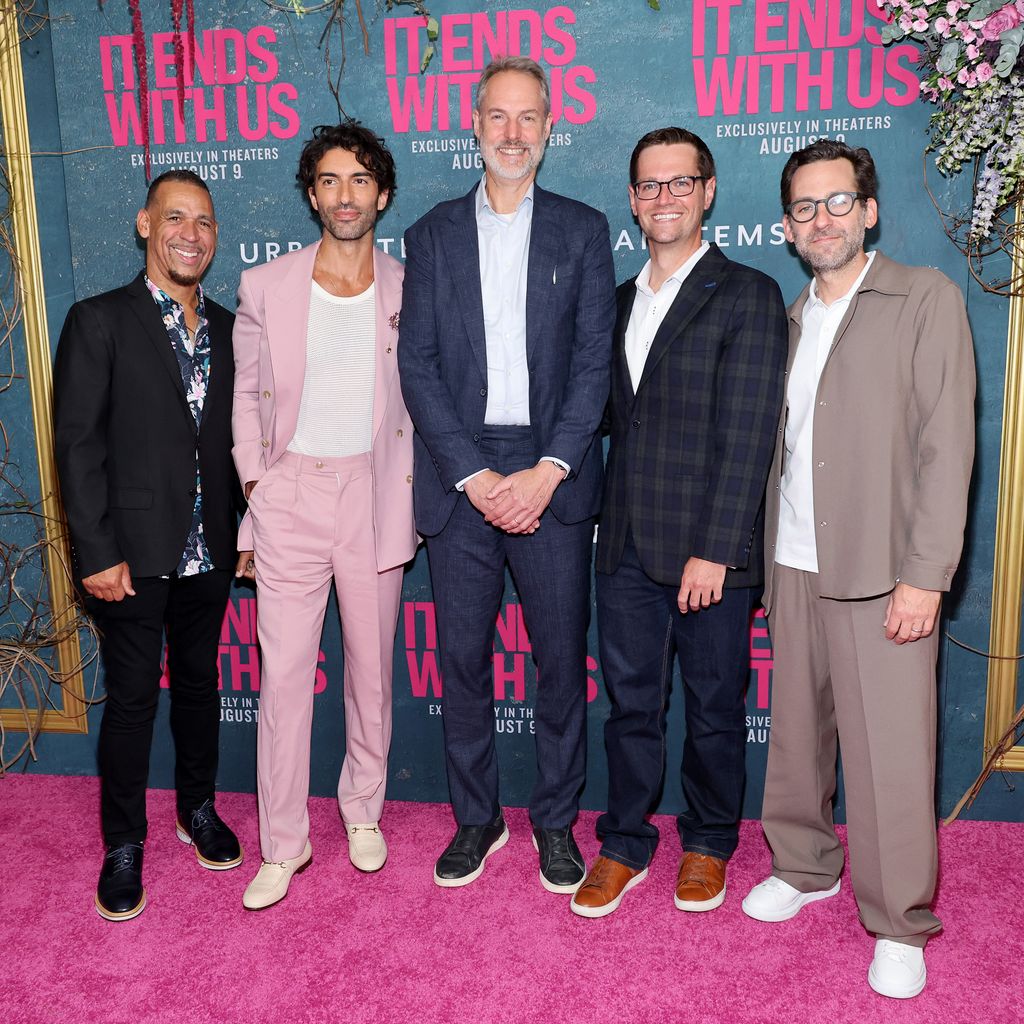 Wayfarer-CEO Jamey Heath (links) , Justin Baldoni und Steve Sarowitz (Mitte), August 2024