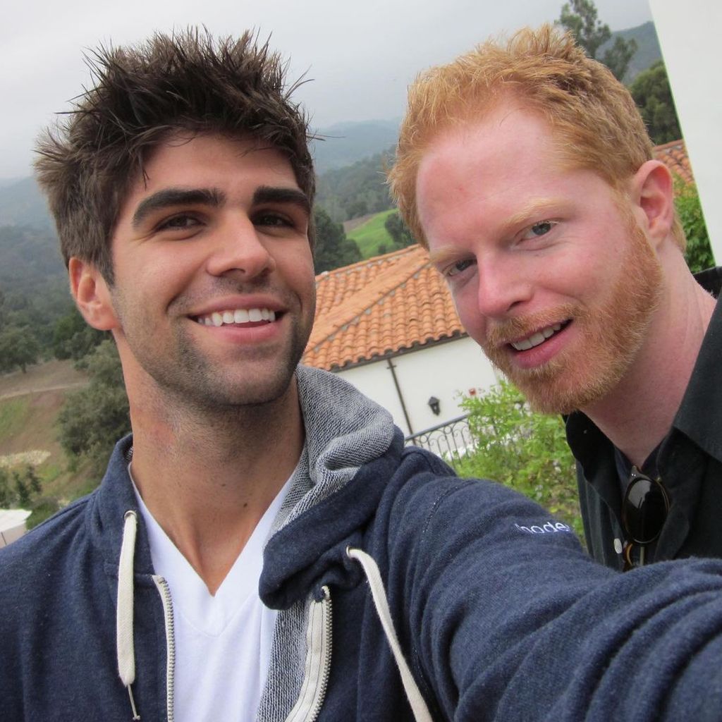 Justin Mikita und Jesse Tyler Ferguson