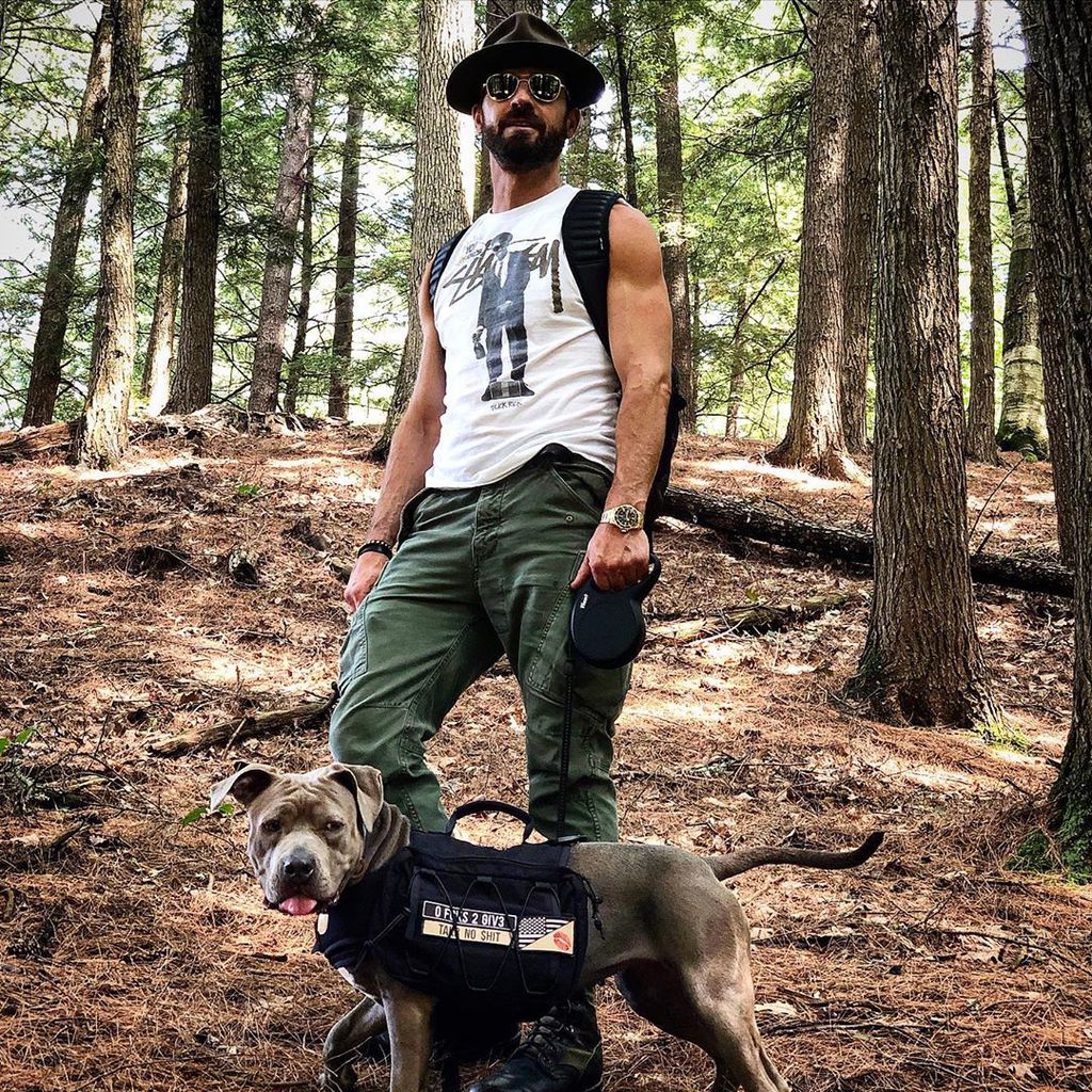 Justin Theroux und Hund Kuma im Februar 2020