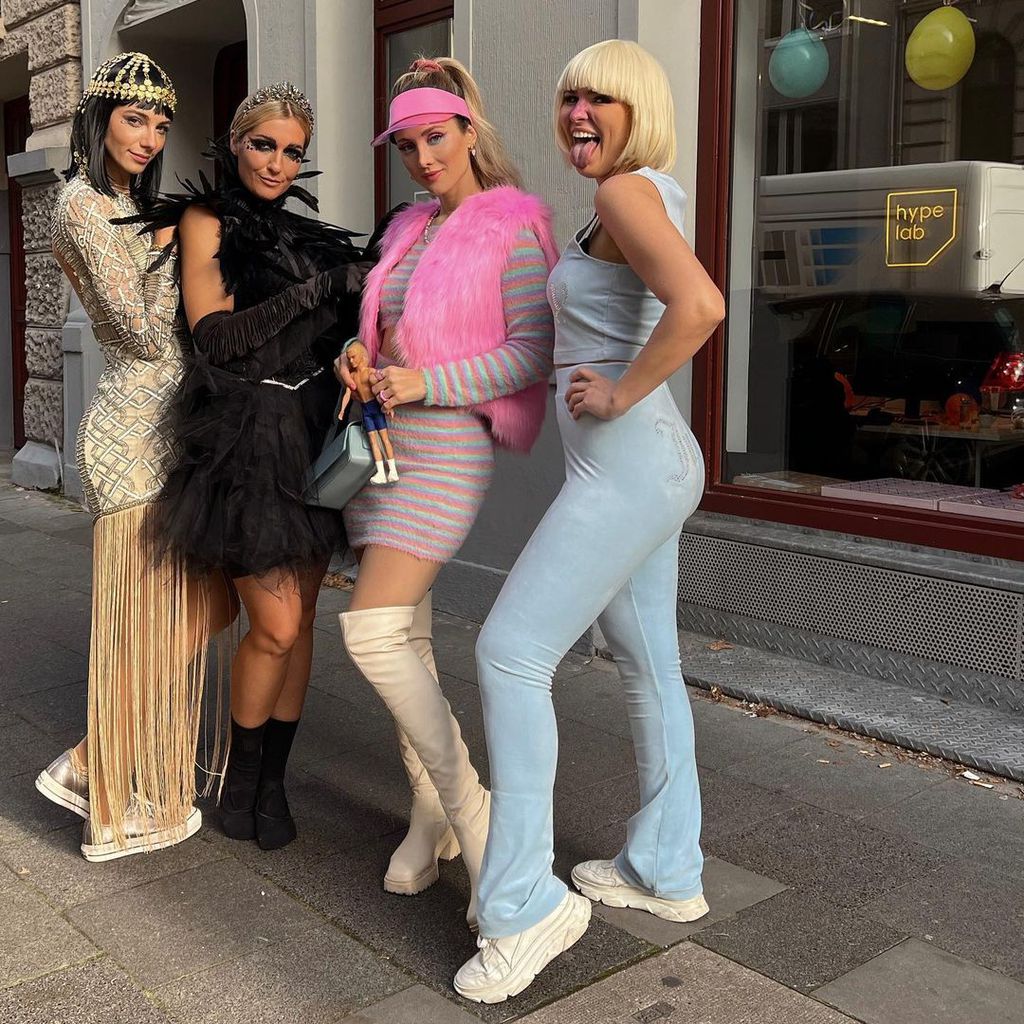 Justine Schlütter, Karo Kauer, Carmushka und Jana Riva an Karneval 2021